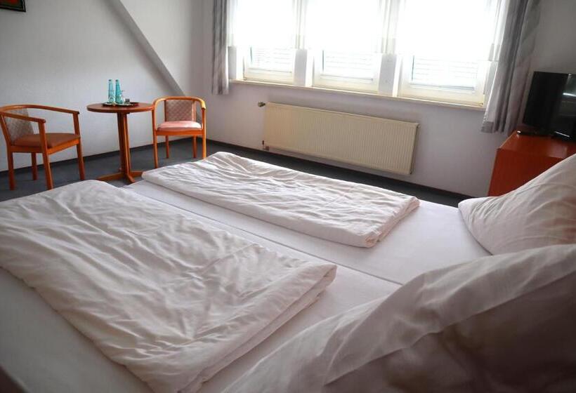 Номер Basic, Pension Zur Harburg