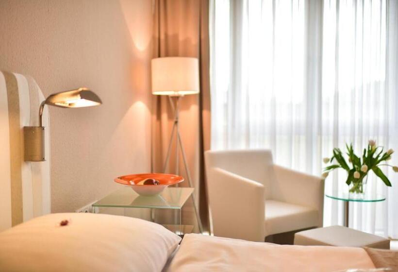 Номер Стандарт, Stadt Hotel Iserlohn