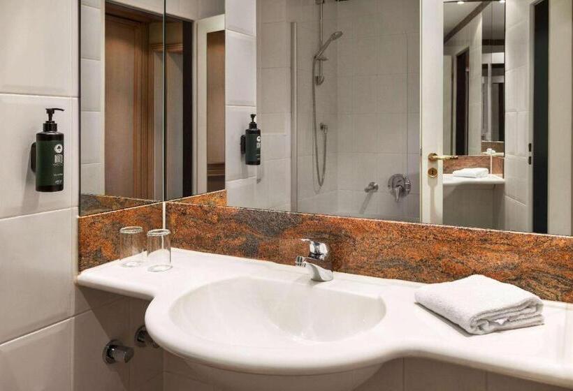 Номер Стандарт с Гостиной, Amedia Hotel & Suites Leipzig, Trademark Collection By Wyndham