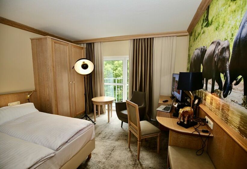Номер Стандарт с Гостиной, Amedia Hotel & Suites Leipzig, Trademark Collection By Wyndham