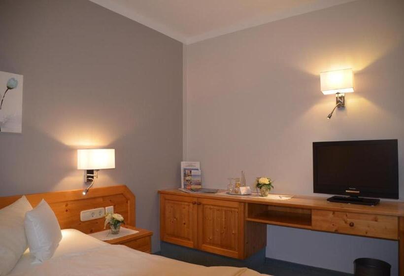 Номер Комфорт, Pension Breig Garni