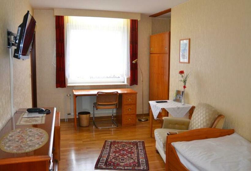 Номер Стандарт Индивидуальный, Waldersee