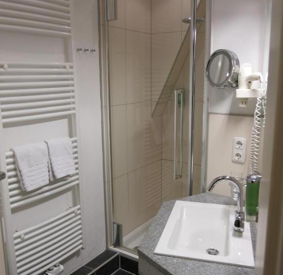 اتاق استاندارد چهار تخته, Inselhotel Langeoog