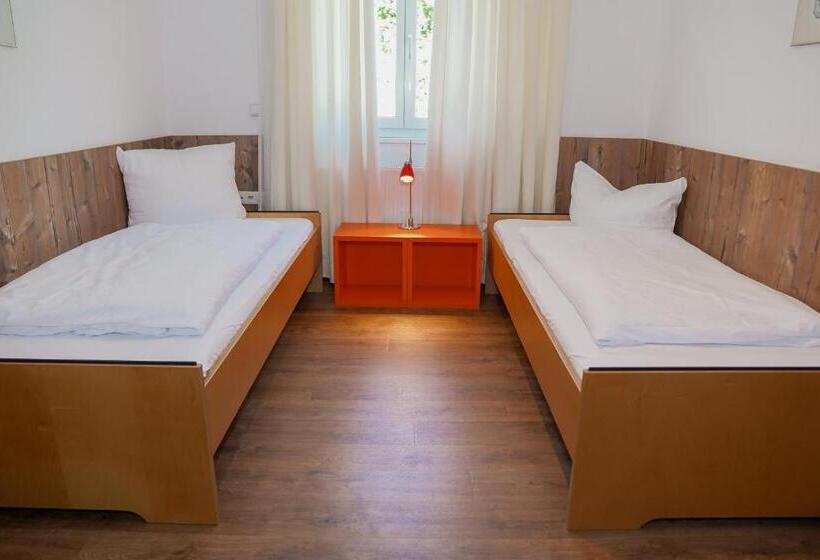 Номер Стандарт, Züfle Hotel Restaurant Spa