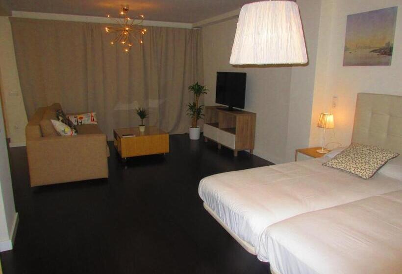 استودیوی استاندارد, Dormavalencia Hostel
