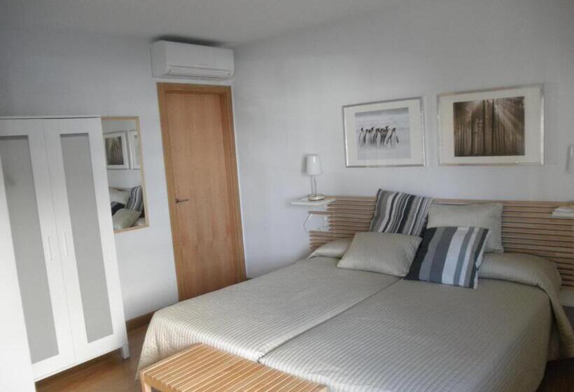 اتاق استاندارد, Dormavalencia Hostel