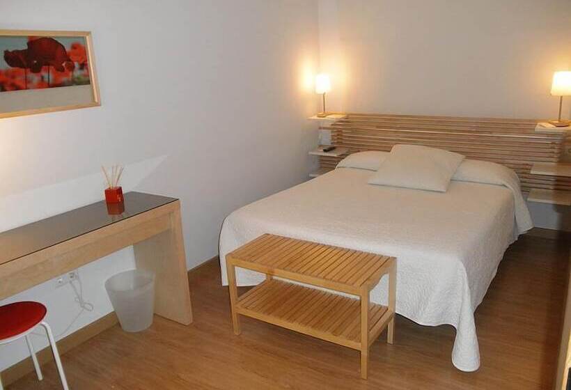 اتاق استاندارد, Dormavalencia Hostel