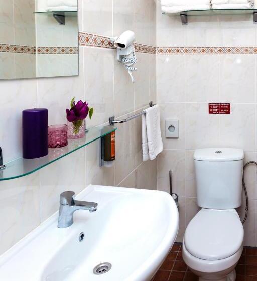 Quarto Comfort, Corel