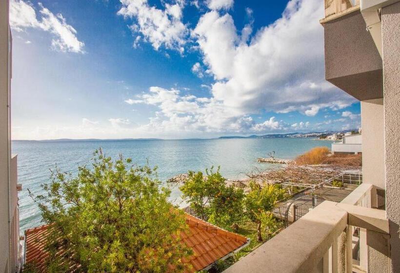 Triple Room Sea View, Villa Mario