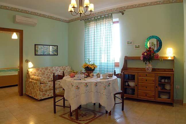 شقة غرفة واحدة مطلة على الحديقة, Agriturismo Nardini