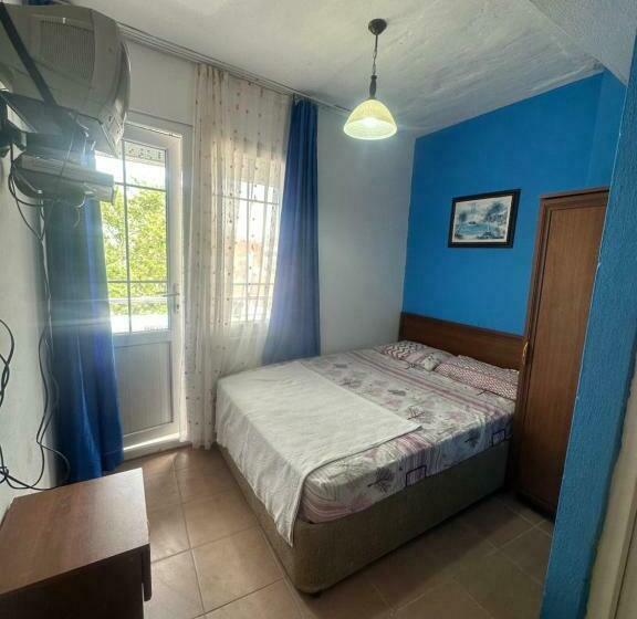 Номер Стандарт с Балконом, Ada Motel
