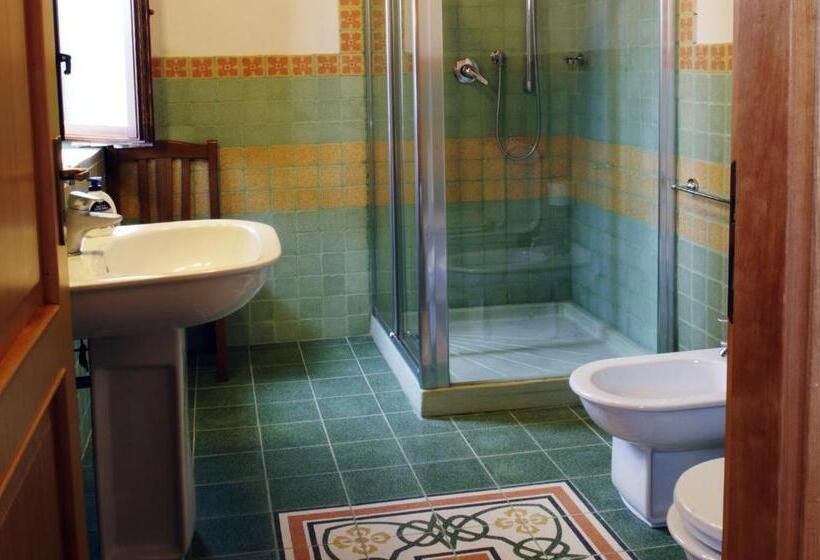 Номер Стандарт Трехместный, La Casa Sulla Collina D'oro