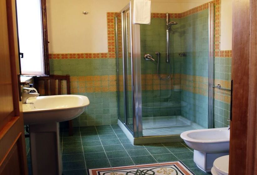 Номер Стандарт Трехместный, La Casa Sulla Collina D'oro