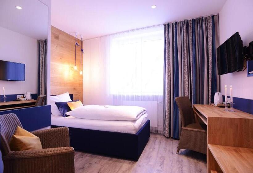 Номер Комфорт Индивидуальный, Gasthof Zur Post Hotel Parkplatz