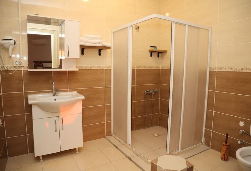 Семейный Номер, Grand Koru Otel Beach
