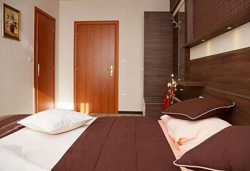 اتاق سوپریور با چشم‌انداز باغ, Guesthouse Villa Plitvička