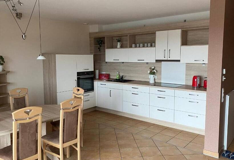 Апартаменты 1 Спальня, Marc5 Hotel Cadenberge