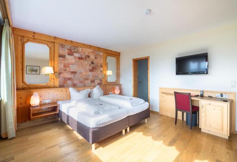 Номер Deluxe Вид на Озеро, Rothenfels Hotel & Panorama Restaurant