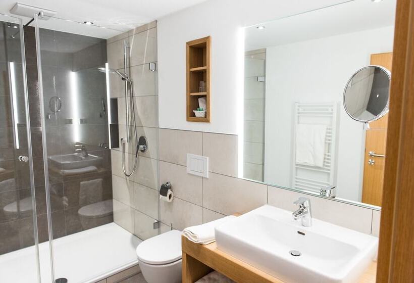 Quarto Superior Individual, Wellnesshotel Zum Koch