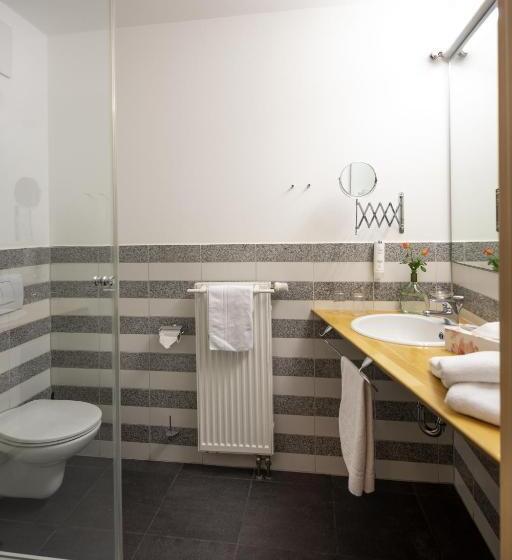 Номер Стандарт Трехместный, Mainpromenade S