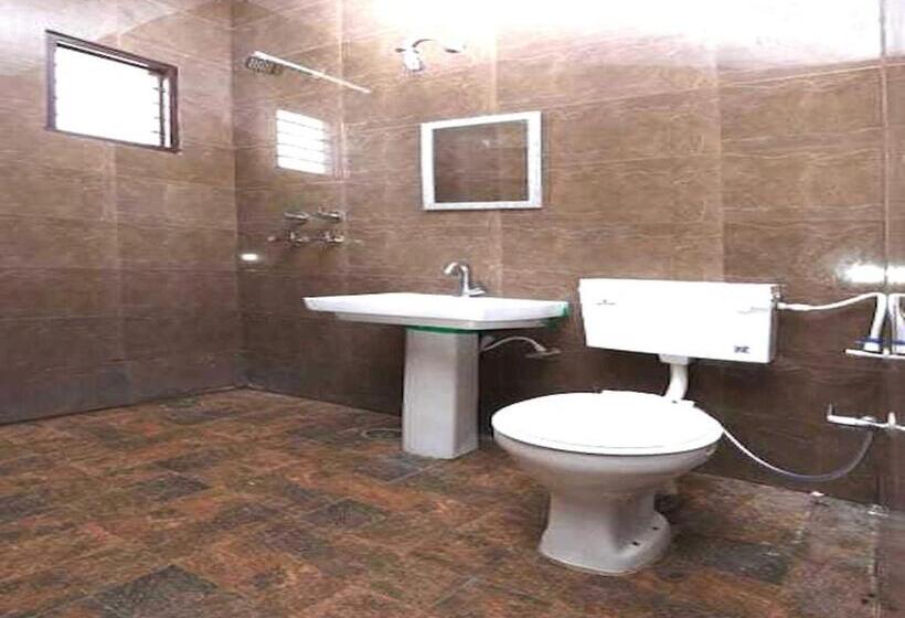 トリプルクラシックルーム, Golden Crown