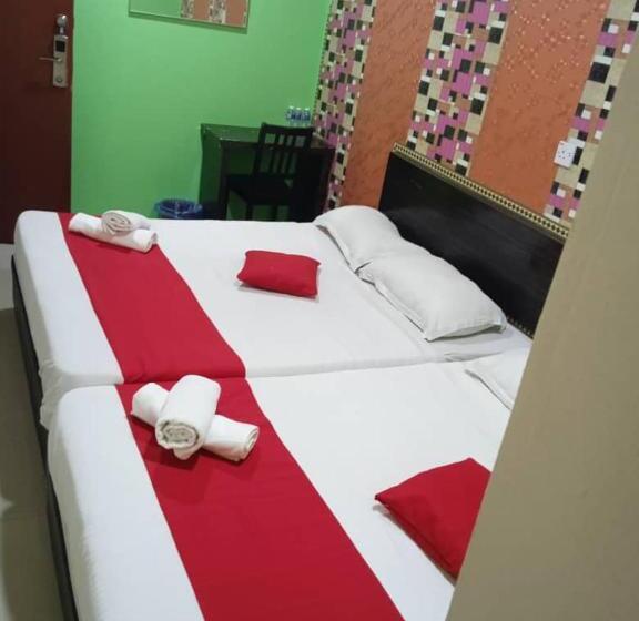 اتاق استاندارد چهار تخته, Ezi Hotel Klang