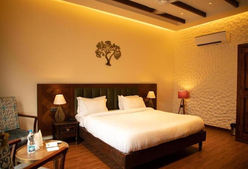 استودیوی استاندارد, Palm Villas
