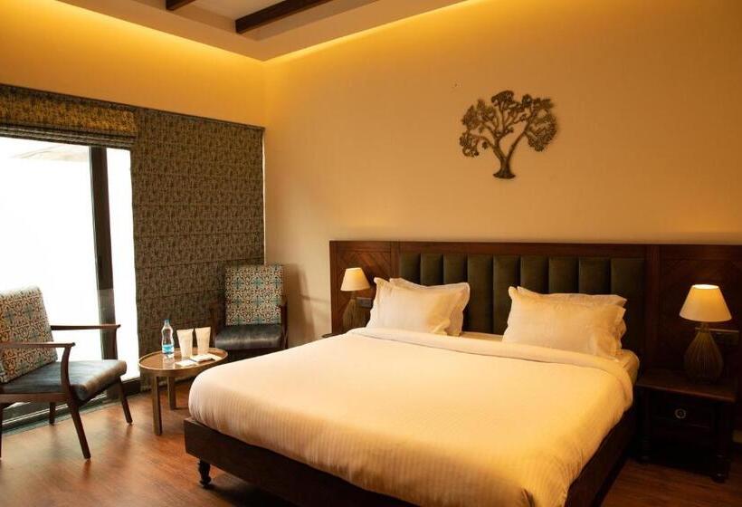 استودیوی استاندارد, Palm Villas