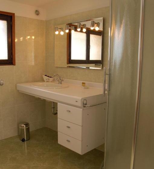 스탠다드 룸 풀장 전망, Chambre D Hôte Chez Dany   Mougins