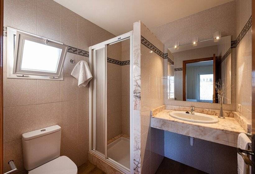 Номер Deluxe, Iroco Hostal