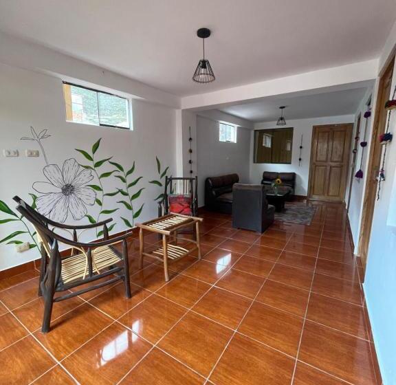 اتاق استاندارد چهار تخته, Shanti Hotel Pisac