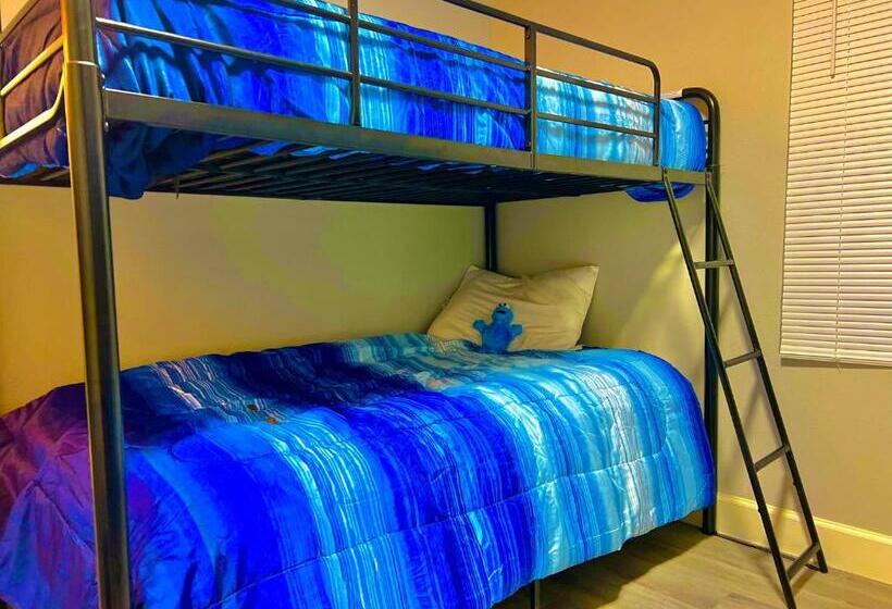スタンダード４人部屋, Stop Inn Stay Hostel