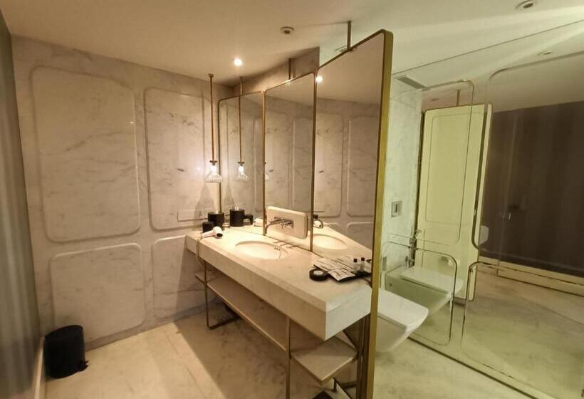 Номер Deluxe, Boulevard By Design Hotel Chennai