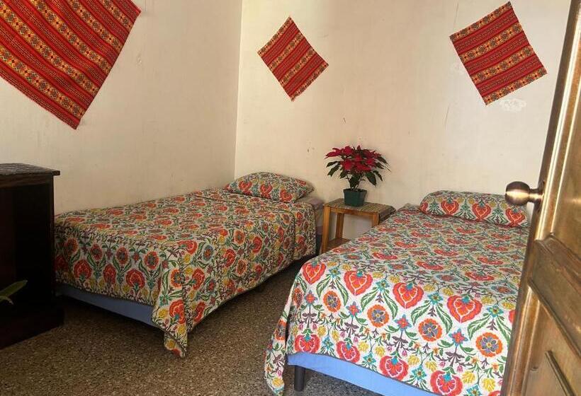 اتاق استاندارد, Esperanza Hostel