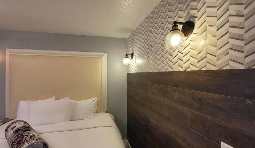 Номер Deluxe Одноместный, Dragonfly Inn & Suites
