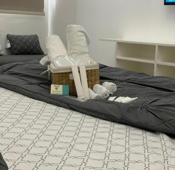 سوییت, Real Serene Suite By Azure North