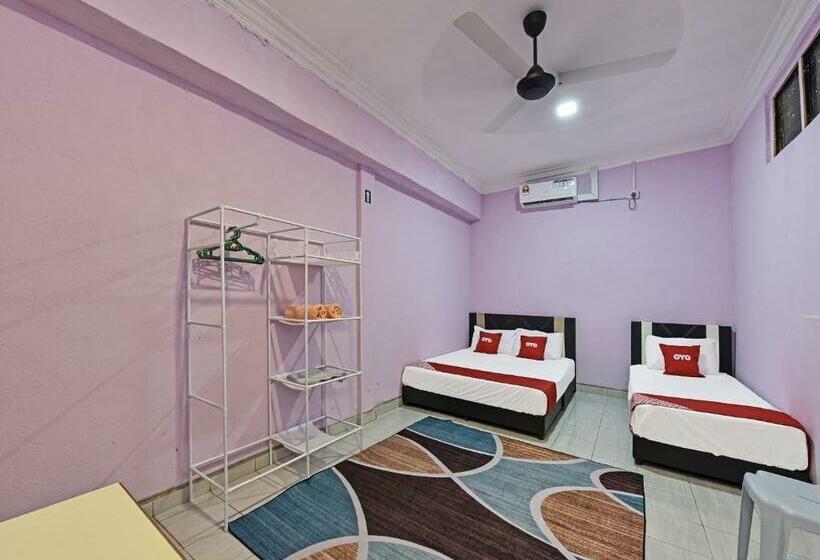Трехместный Номер Deluxe, Oyo 90551 Zn Mix Homestay & Roomstay