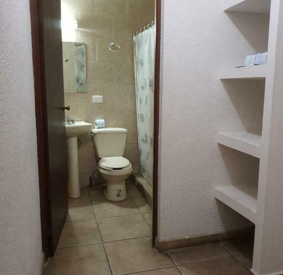 اتاق استاندارد چهار تخته, Plaza