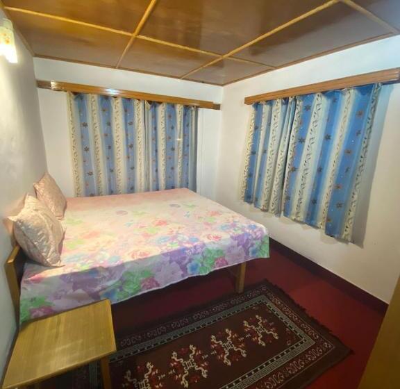 Quarto Estandar, Gomang Guest House Leh