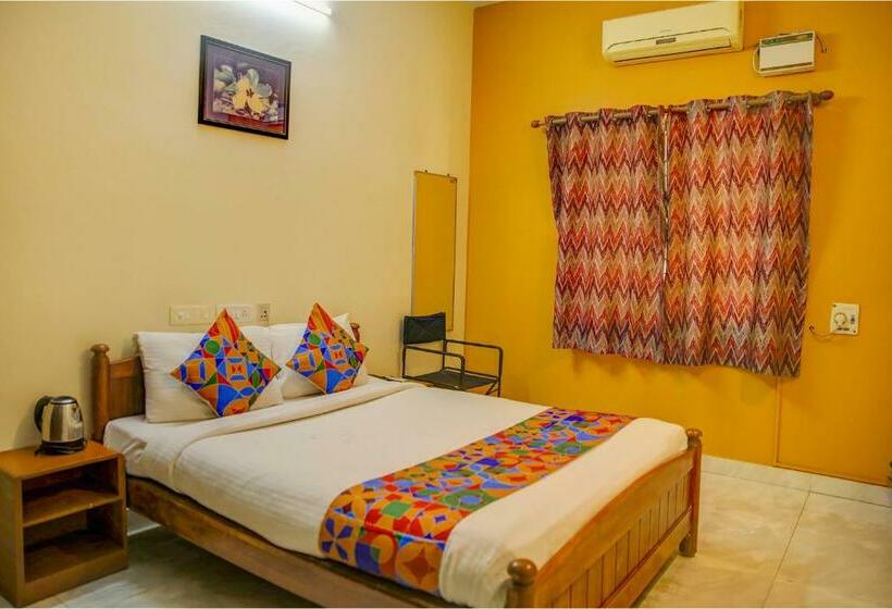 Номер Deluxe, Fabhotel Hibiscus Stays   Nr Sholinganallur Water Lake & Vgp Aqua Kingdom