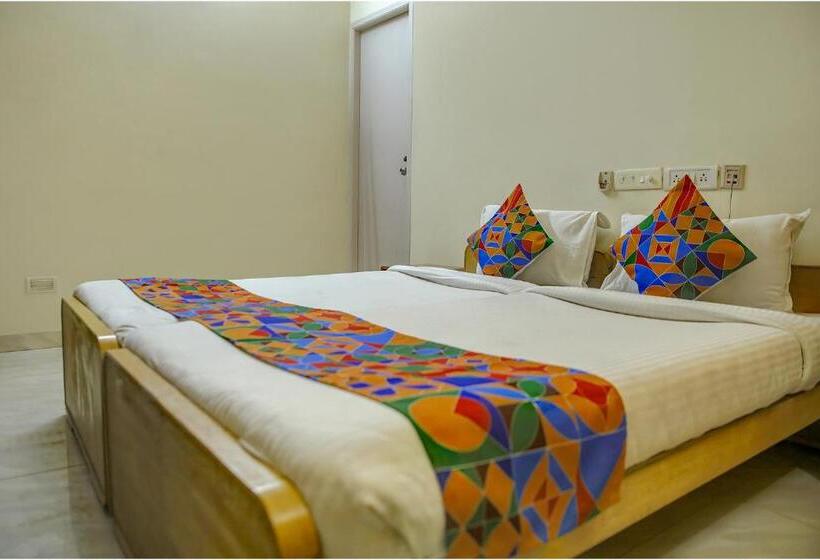 Номер Deluxe, Fabhotel Hibiscus Stays   Nr Sholinganallur Water Lake & Vgp Aqua Kingdom
