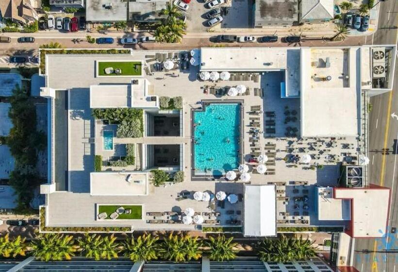 منزل غرفة نوم واحدة, Rooftop Pool   Hot Tub   Hollywood Beach Broad   Walk