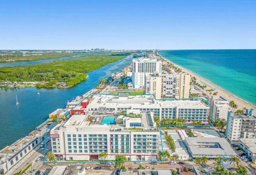 منزل غرفة نوم واحدة, Rooftop Pool   Hot Tub   Hollywood Beach Broad   Walk
