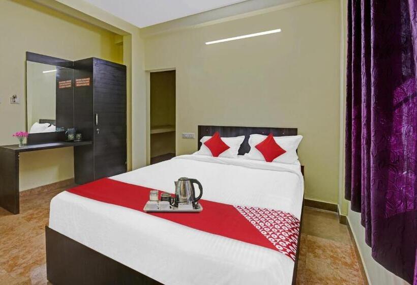 Standardrum, Flagship Honnagiri Residency