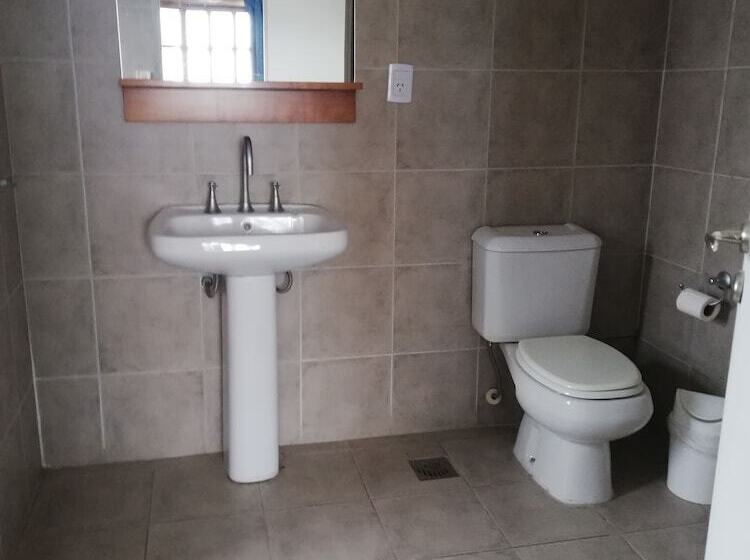 Quarto Triplo Estandar, Hosteria Kupanaka