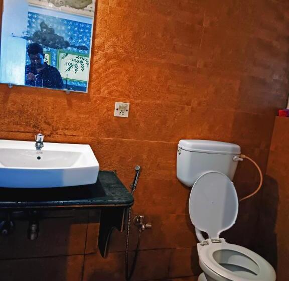 Трехместный Номер Deluxe, Staymaker 7th Heaven Holiday Resort