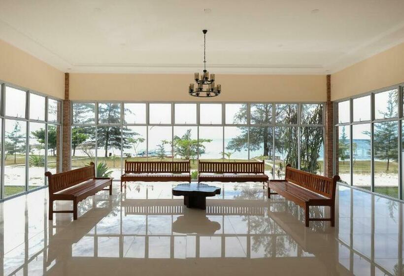 デラックスルーム, Kelayang Beach