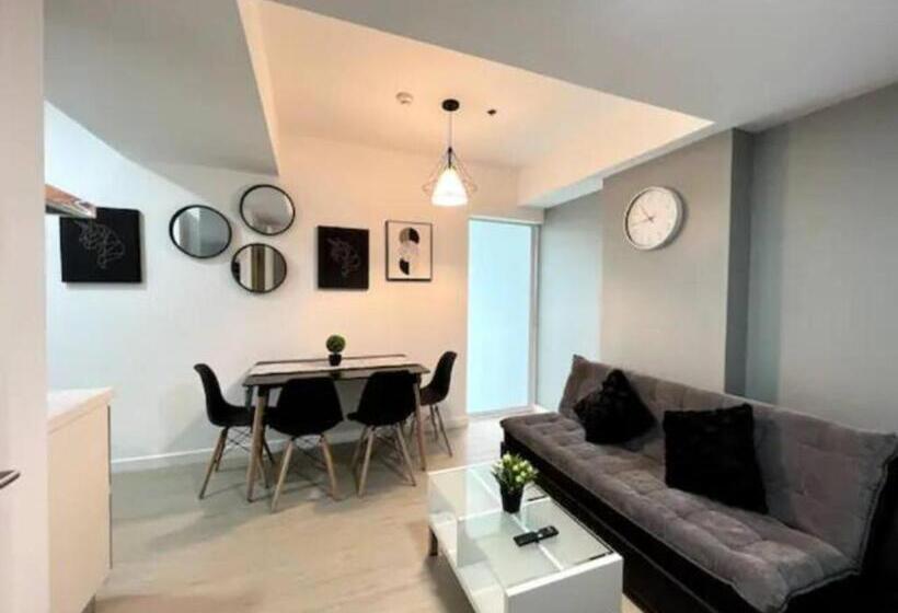 آپارتمان 2 خوابه, Sleek, Relaxing And Fabulous Home @ Azure