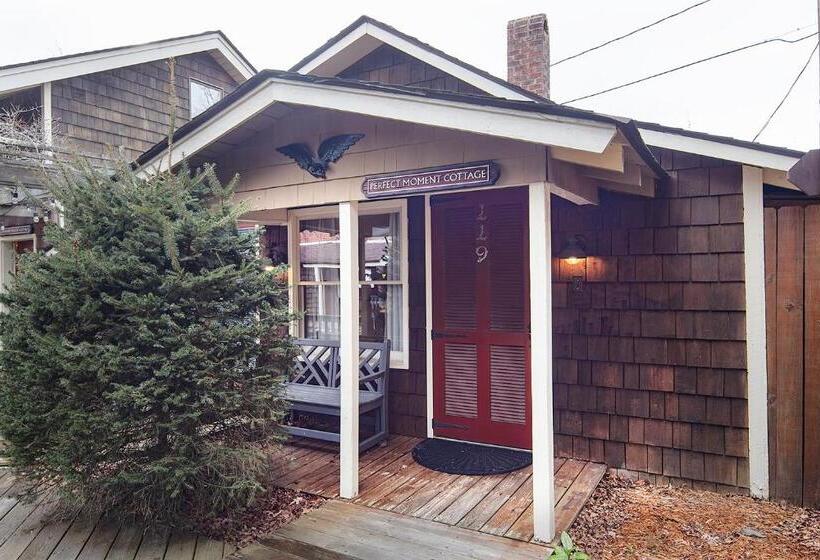 디럭스 룸 킹사이즈 침대, Ridgeway Inn