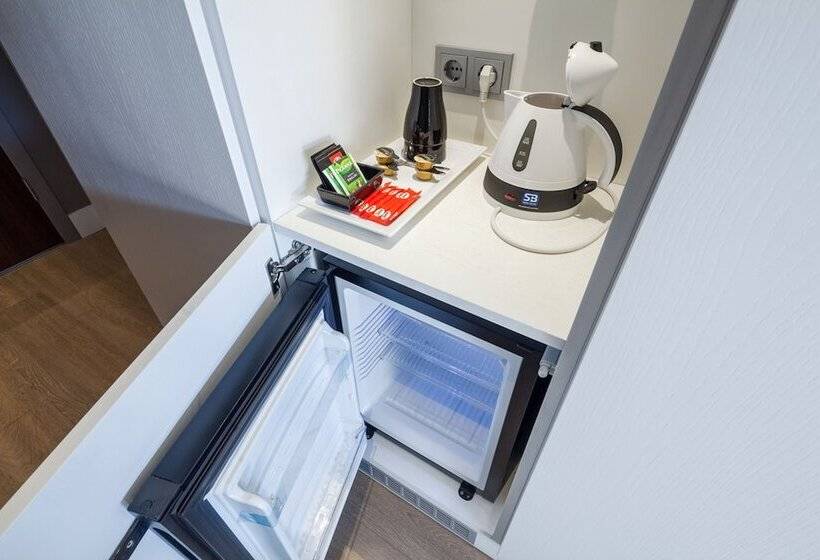 장애인을 위한 수피리어 룸, Van Der Valk Hotel Groningen Westerbroek